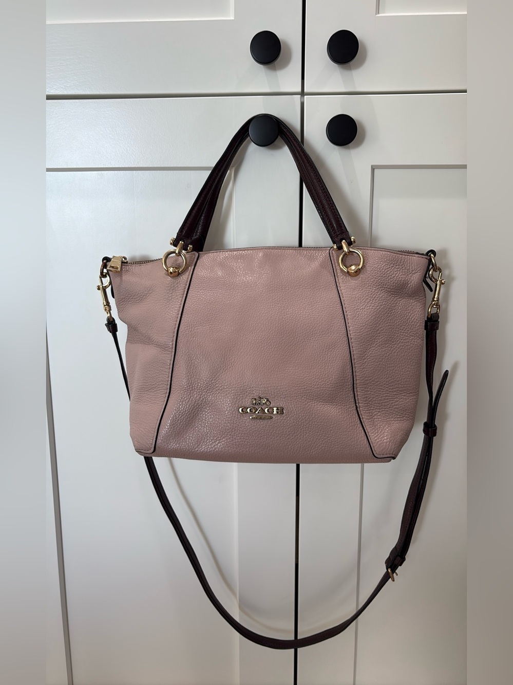 Coach Casey Pebbled Leather Shoulder Bag in Dusty Pink with Maroon Handle/Strap